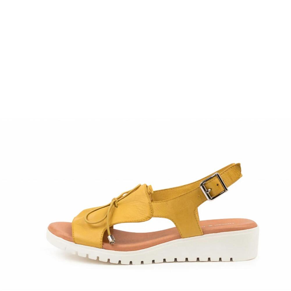 NEW DJANGO & JULIETTE women's malika leather sandal in yellow